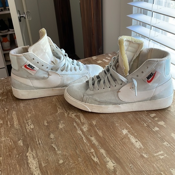 Nike Rebel Blazers - Picture 6 of 6